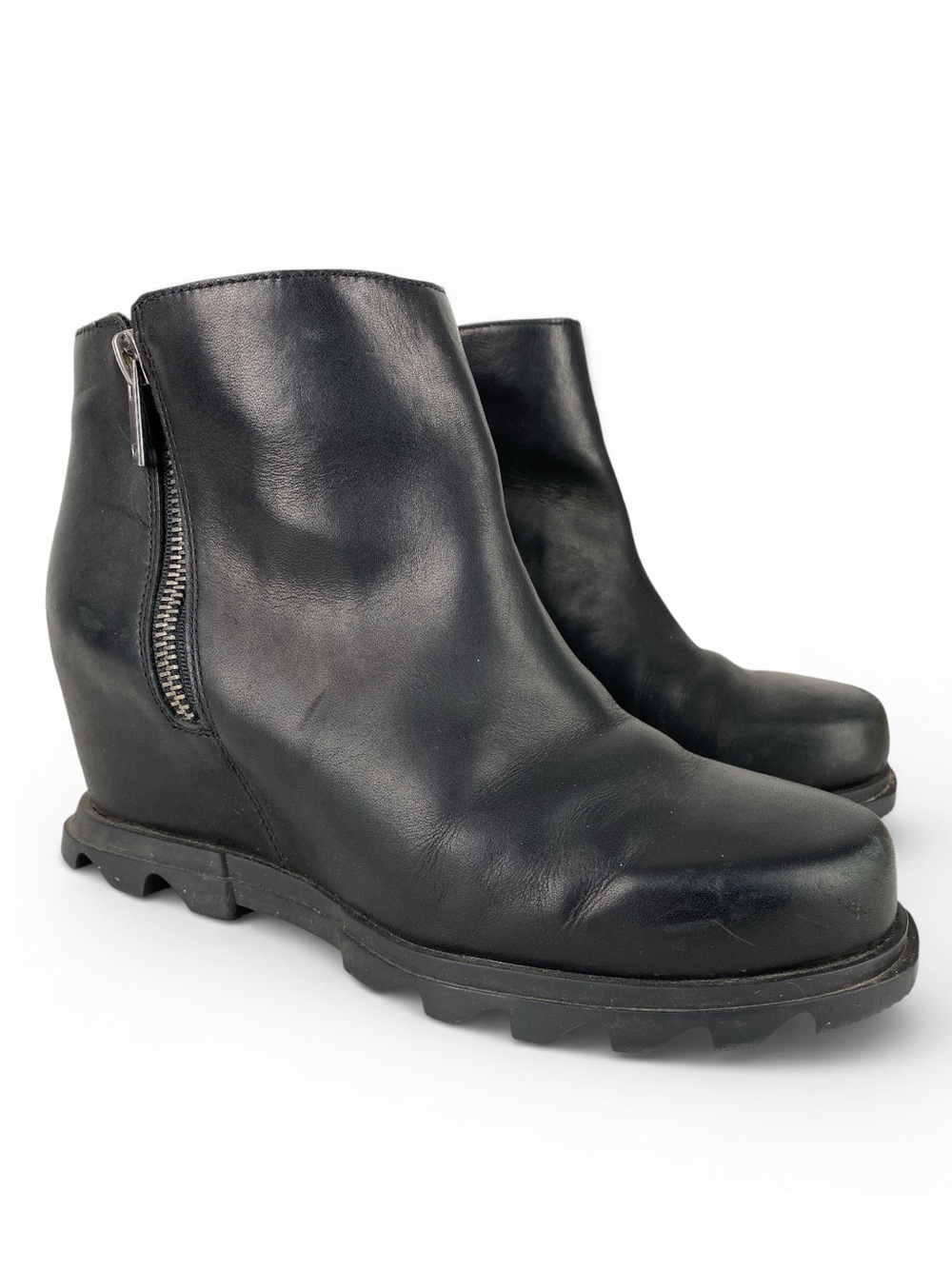 SOREL Black Leather Joan of Arc Wedge Boots 10 Pre-Owned